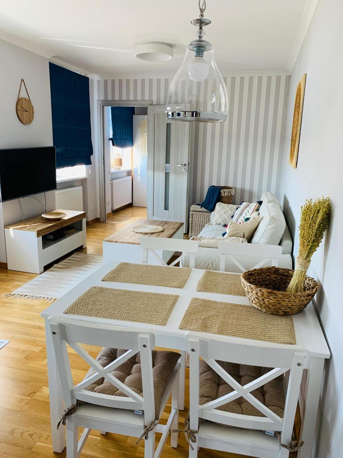 Lazienna River View Apartment